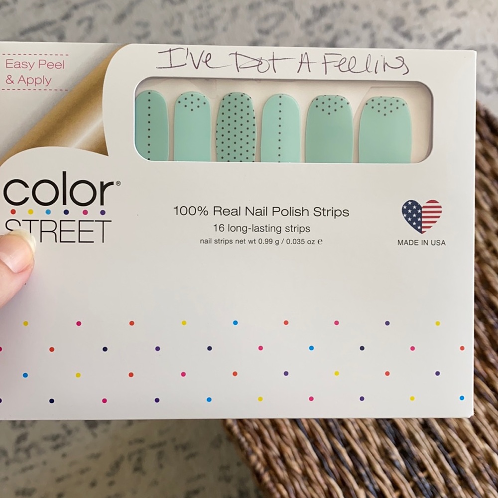 Colorstreet